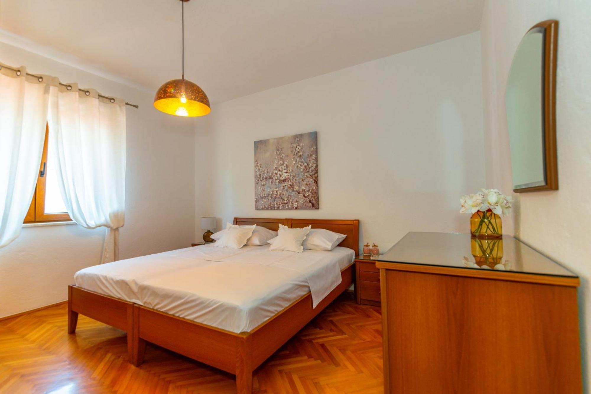 City Center Ana Apartments Макарска Екстериор снимка