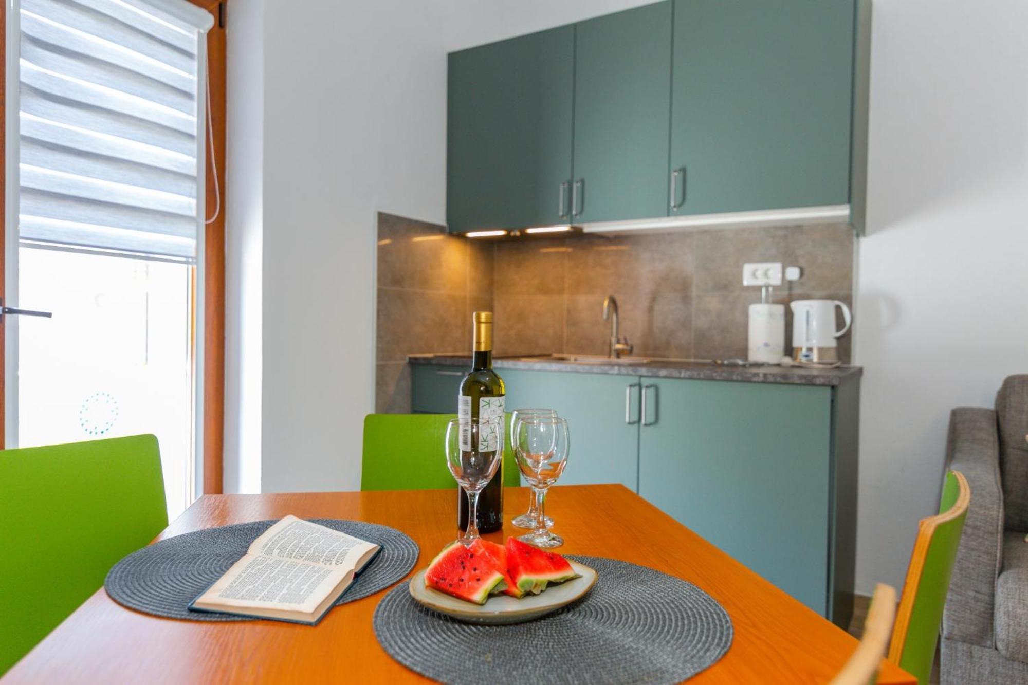 City Center Ana Apartments Макарска Екстериор снимка