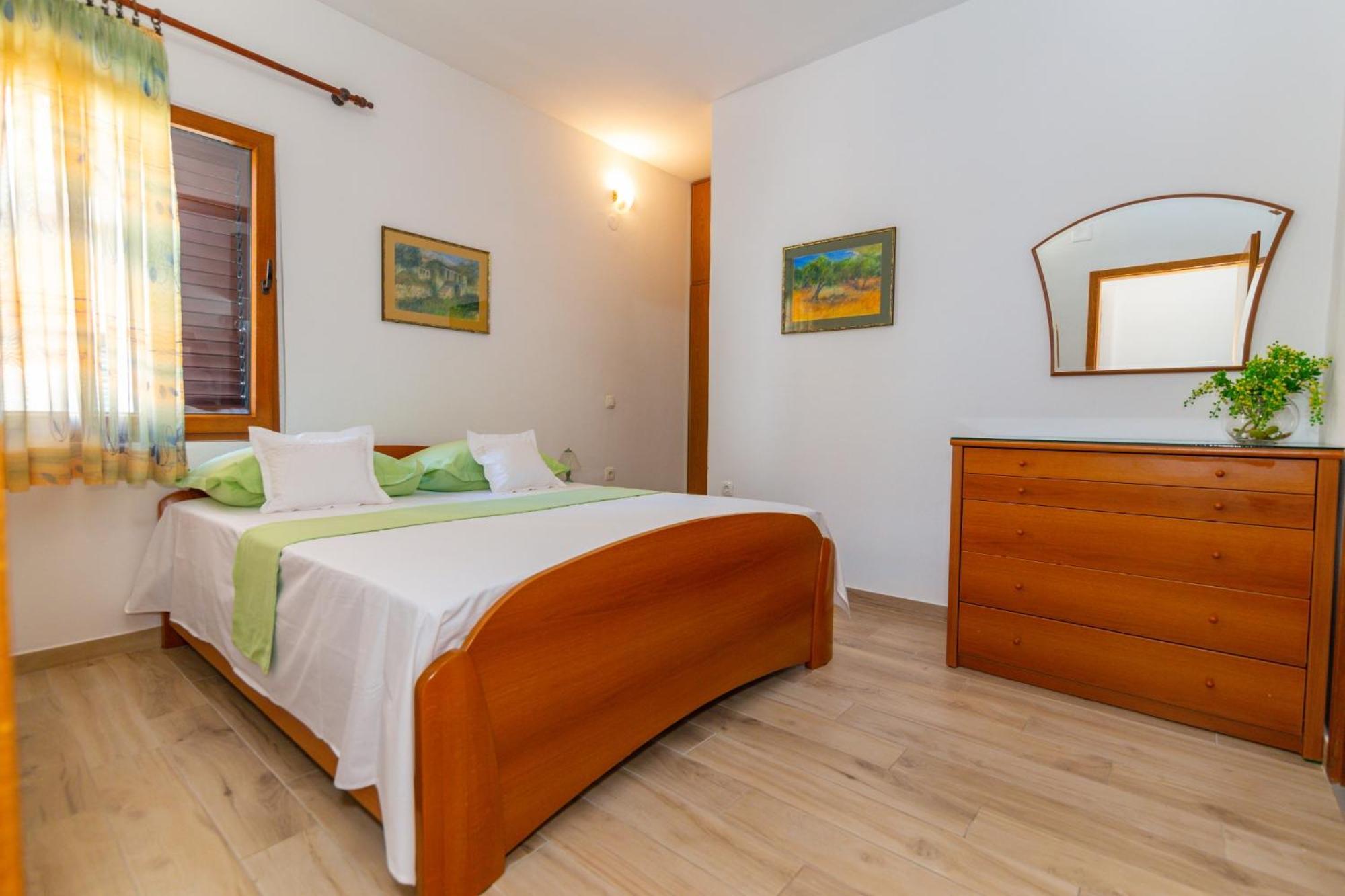 City Center Ana Apartments Макарска Екстериор снимка